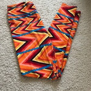 Lularoe leggings One Size. Multi color